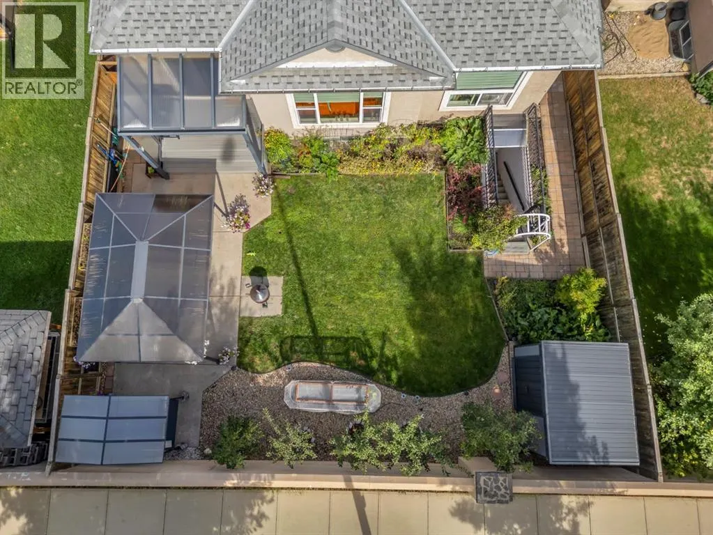 41 Evercreek Bluffs Crescent SW