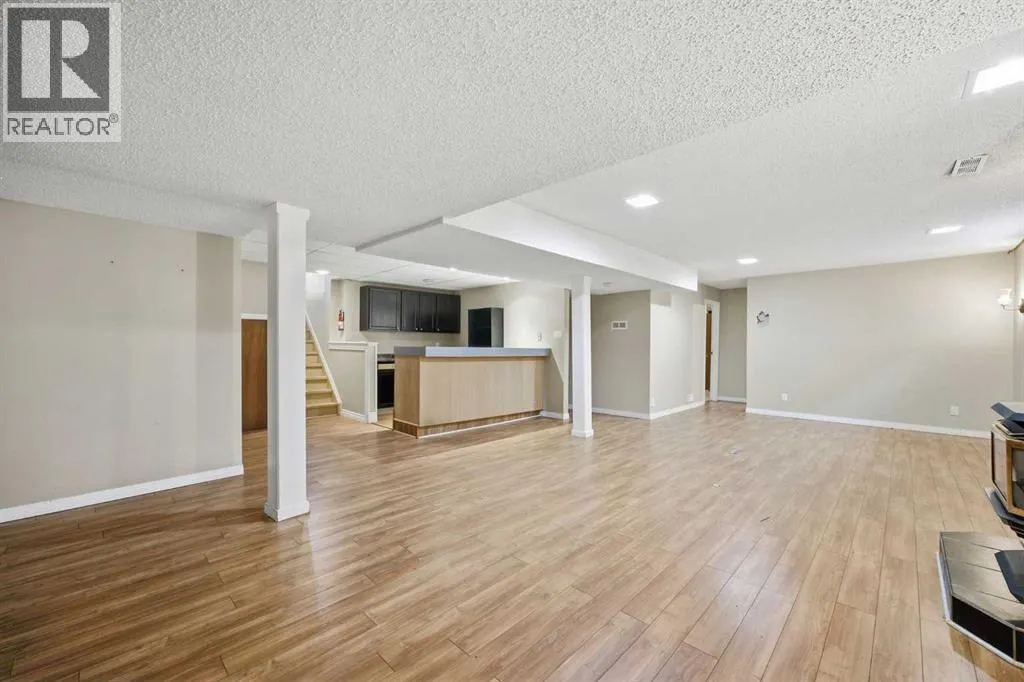258 Kennedy Crescent