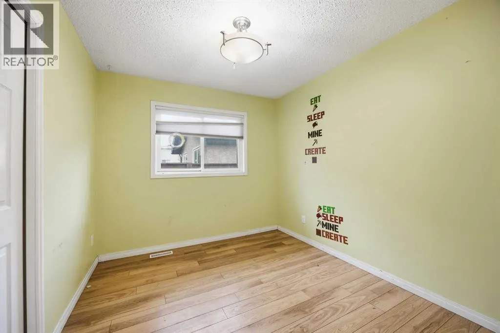 258 Kennedy Crescent