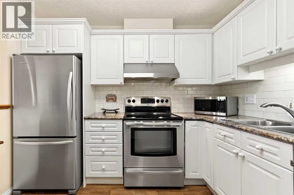 #, 3308 Sienna Park Green SW