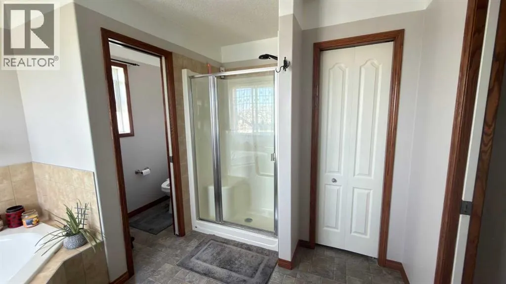 123 Hawkmere View