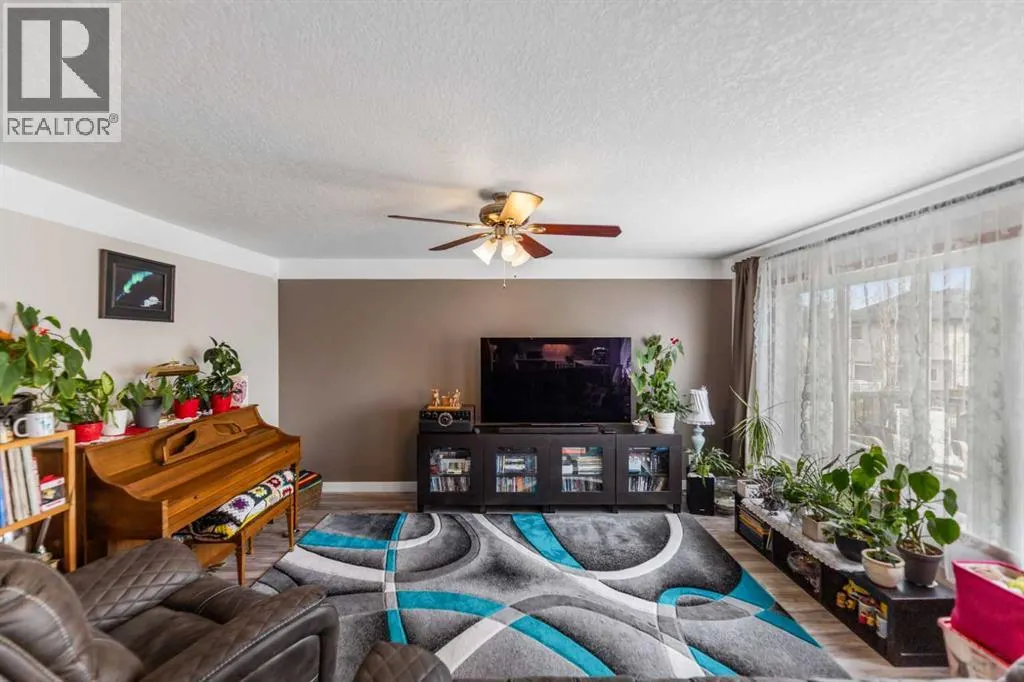123 Hawkmere View