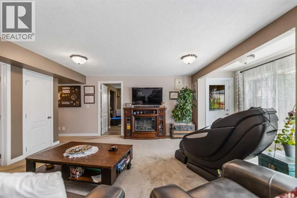 123 Hawkmere View