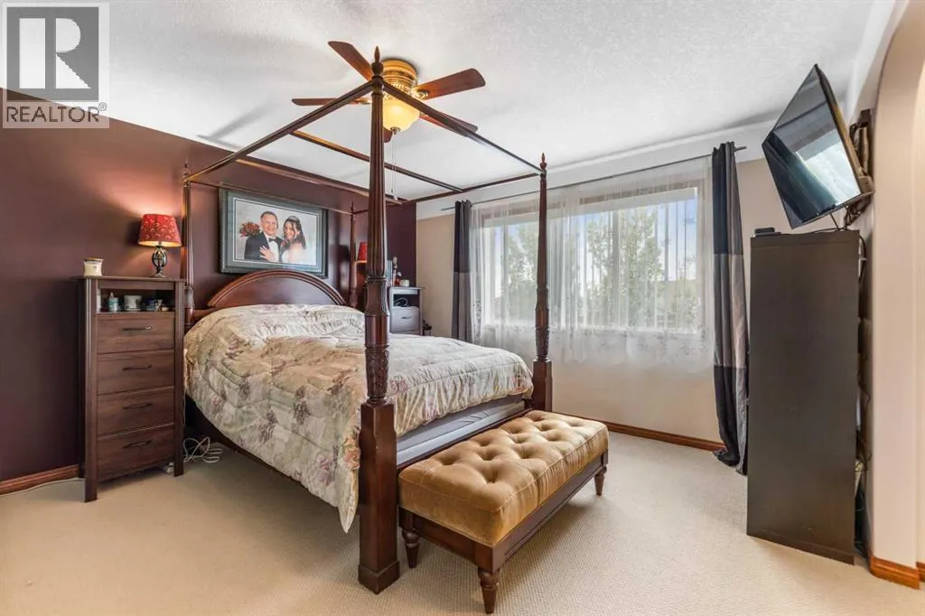 123 Hawkmere View