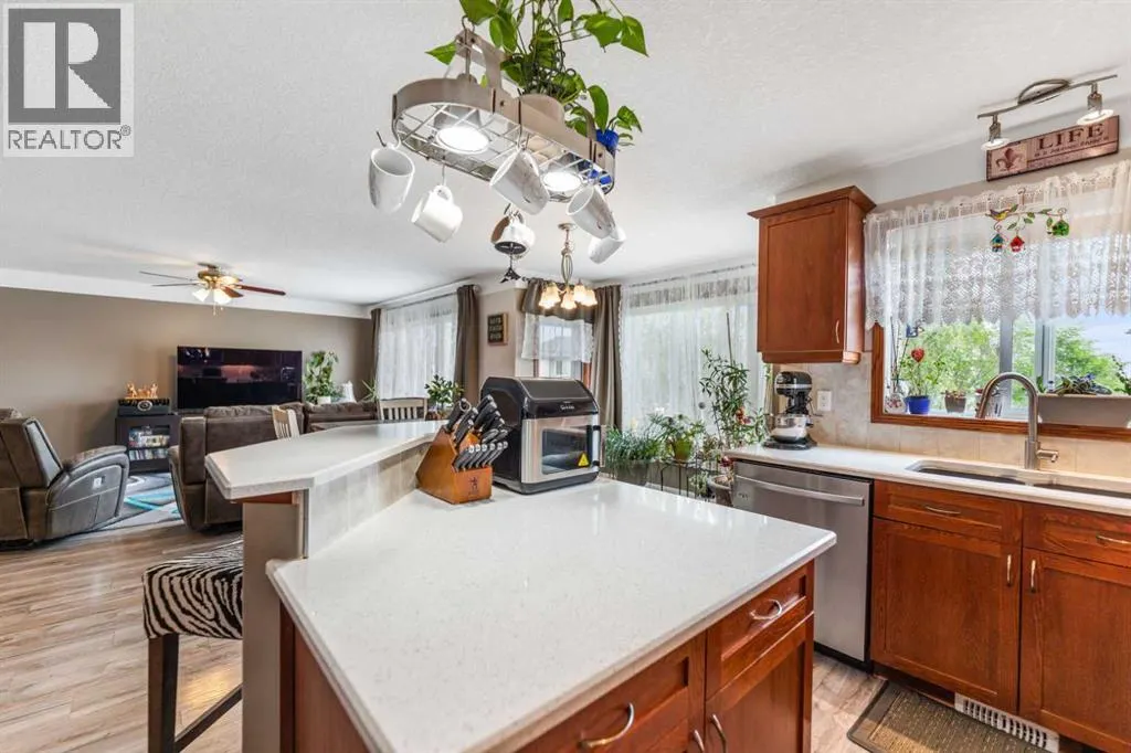 123 Hawkmere View