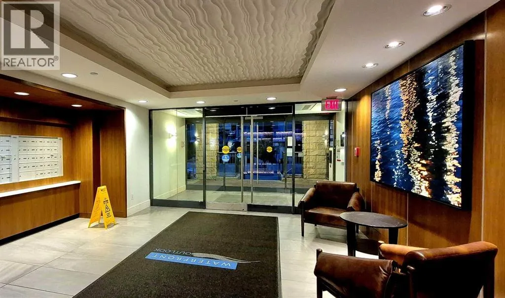 301, 51 Waterfront Mews SW