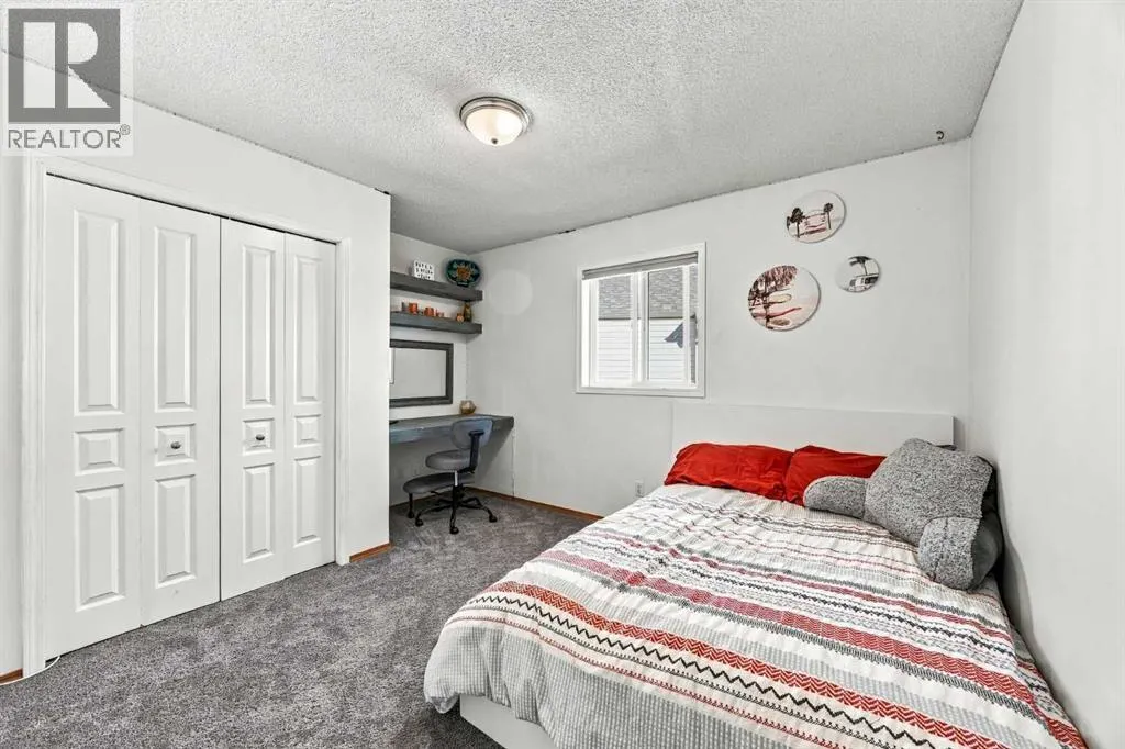 184 Cove Crescent