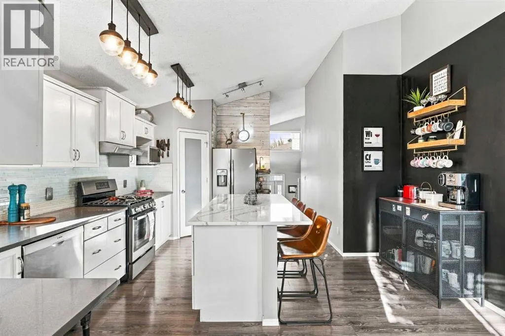 184 Cove Crescent