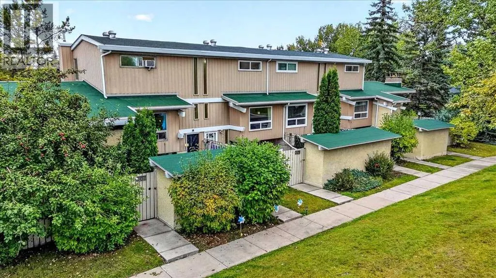 305, 11010 Bonaventure Drive SE