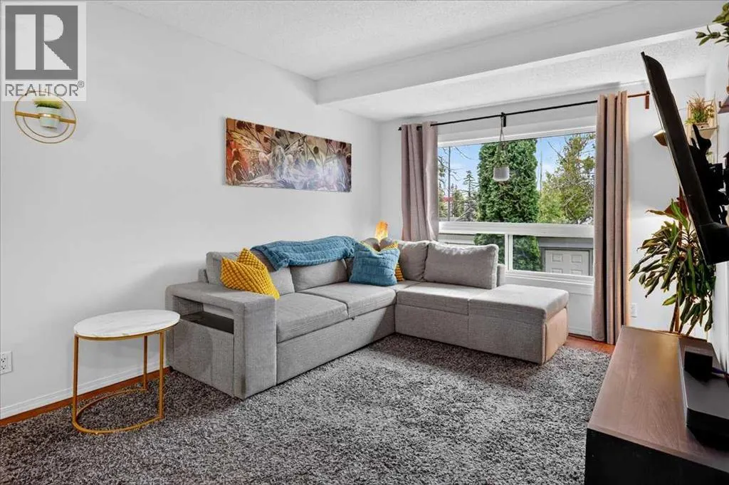 305, 11010 Bonaventure Drive SE