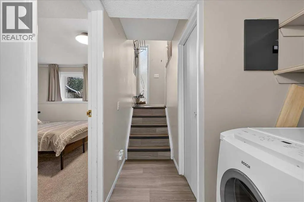 305, 11010 Bonaventure Drive SE