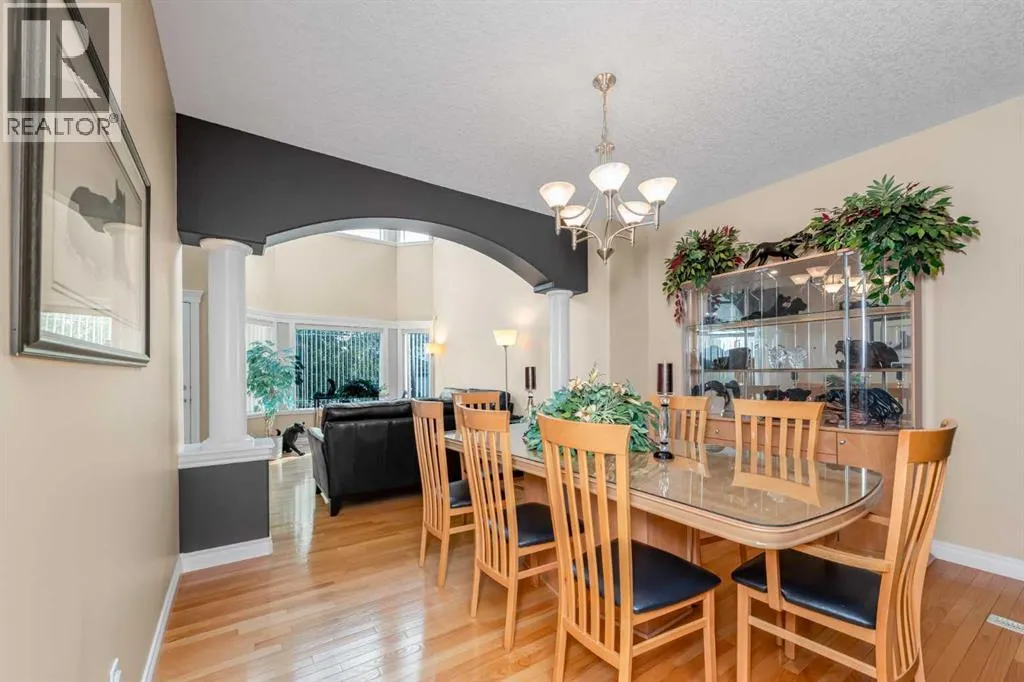 112 Cove Crescent