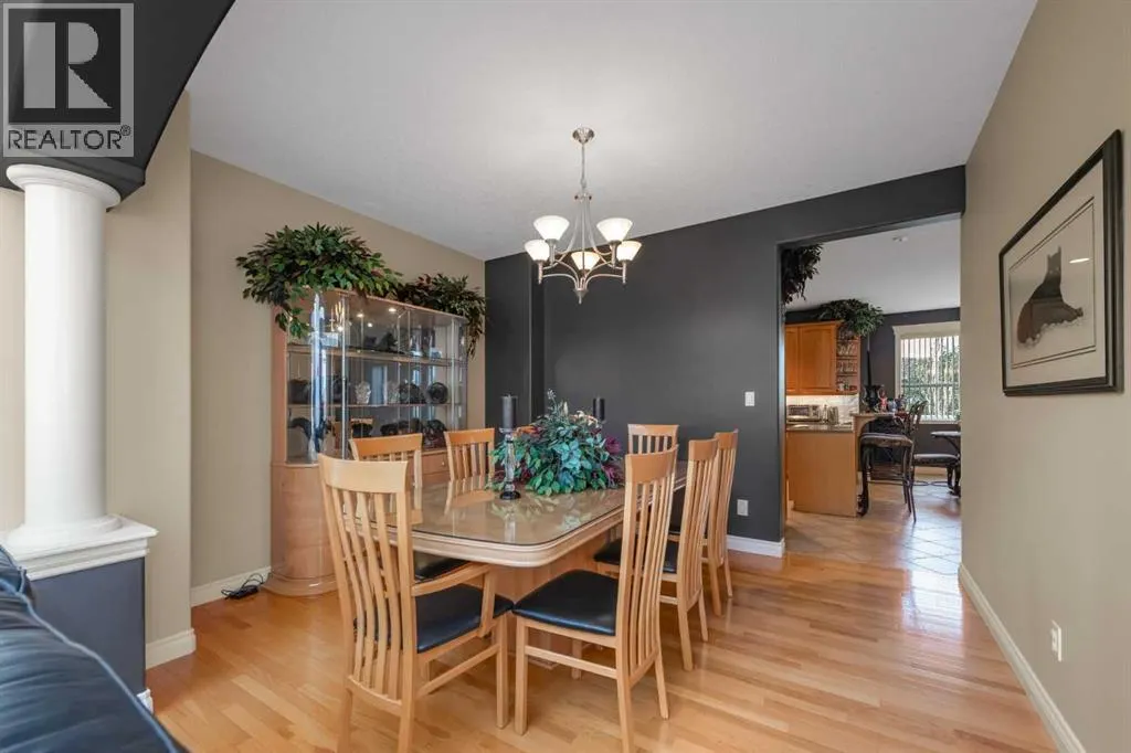 112 Cove Crescent