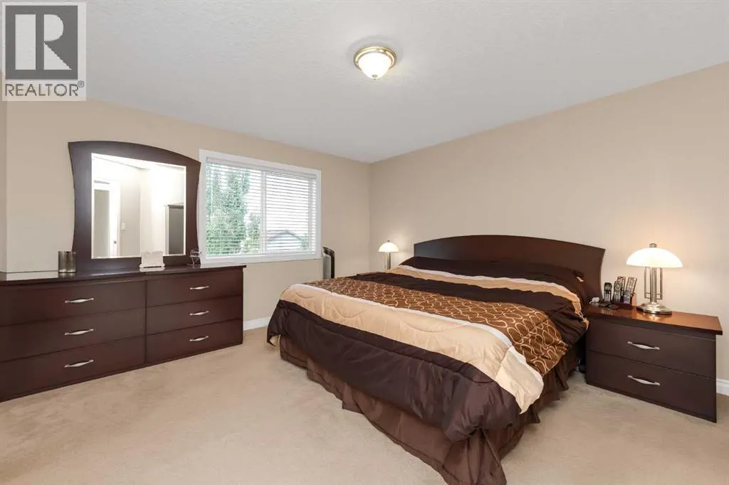 112 Cove Crescent