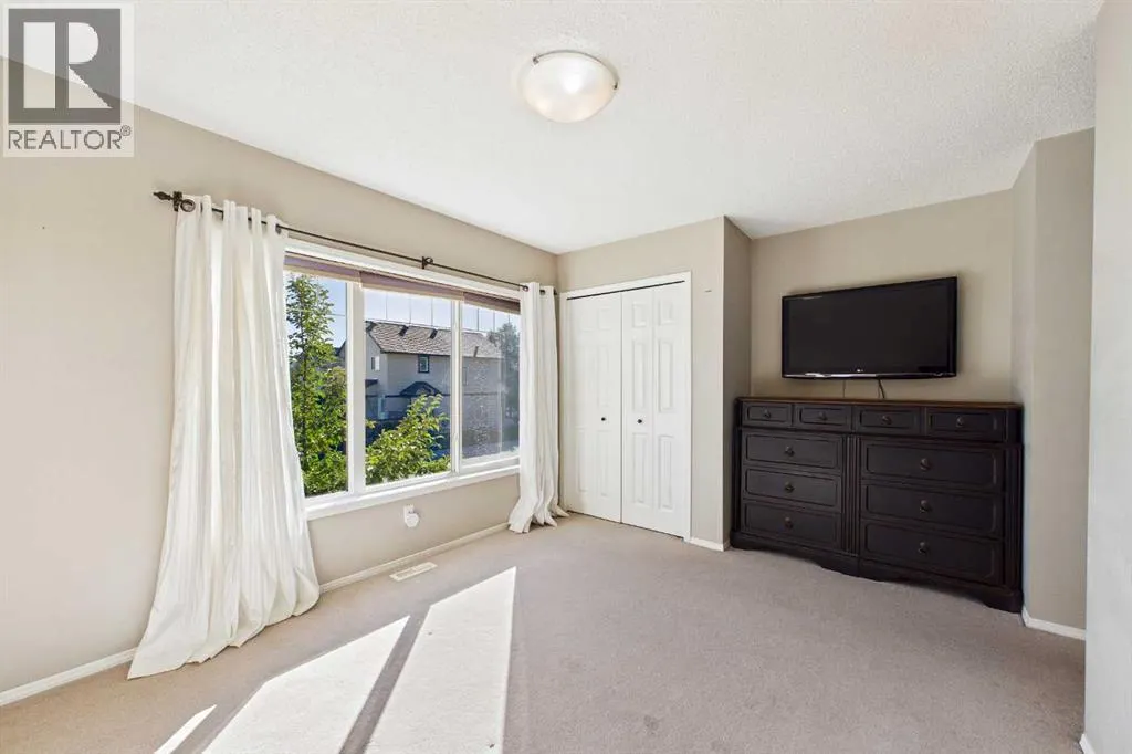 75 Everglen Road SW