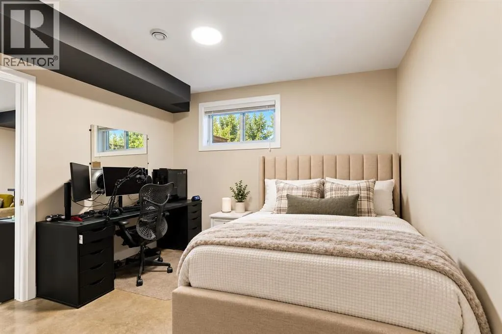 122 Clenell Bay