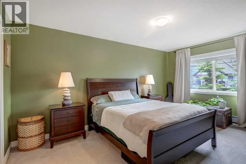 1222, 211 Aspen Stone Boulevard SW