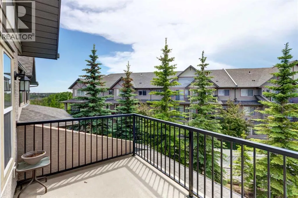 1222, 211 Aspen Stone Boulevard SW