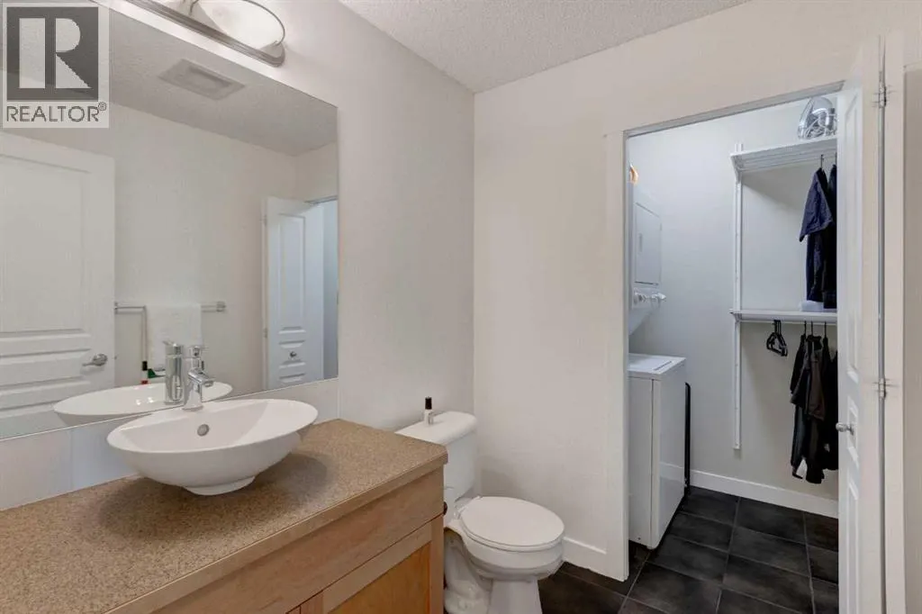 1222, 211 Aspen Stone Boulevard SW