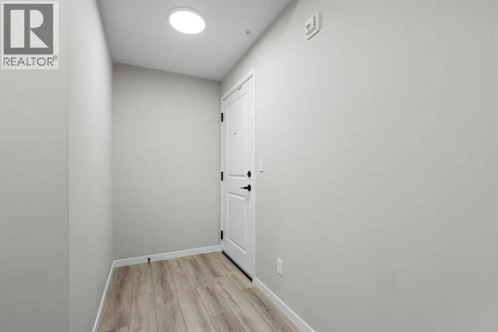 101, 140 Mahogany Street SE