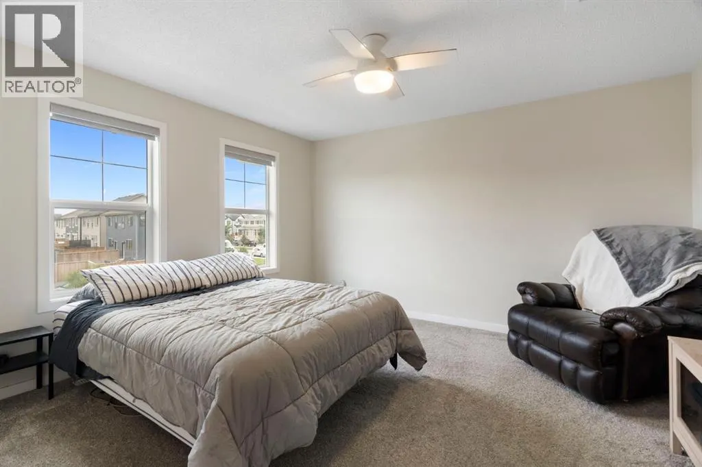 1022 Mahogany Boulevard SE