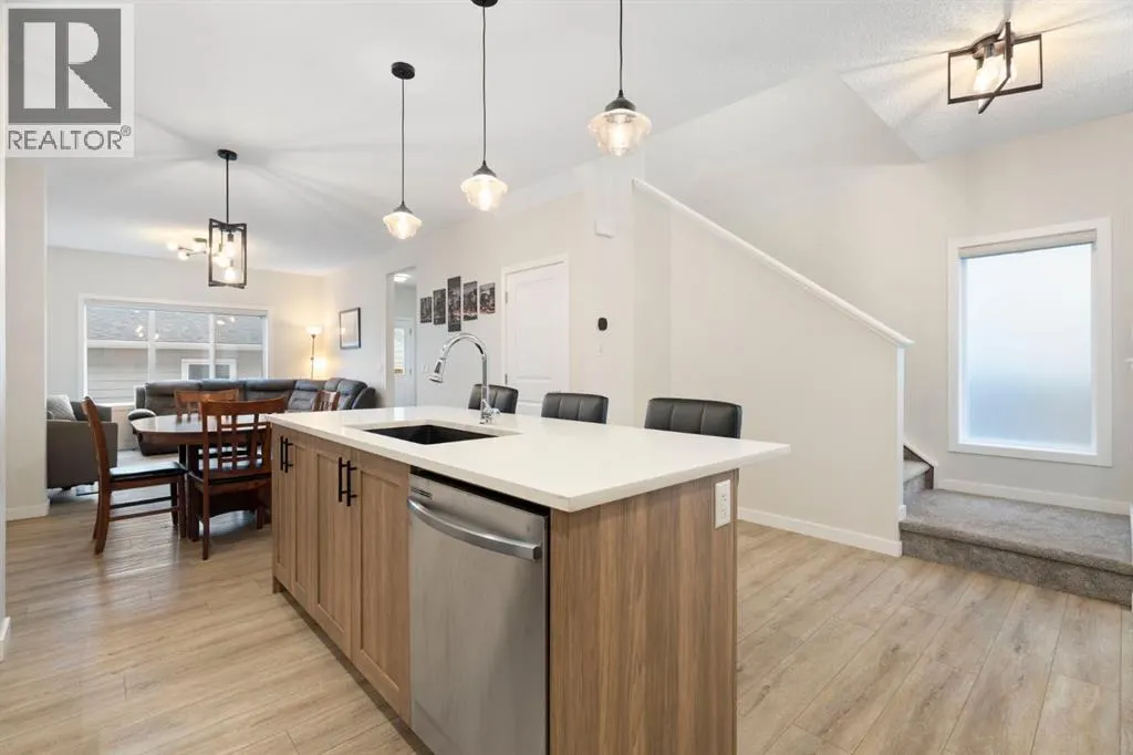 1022 Mahogany Boulevard SE