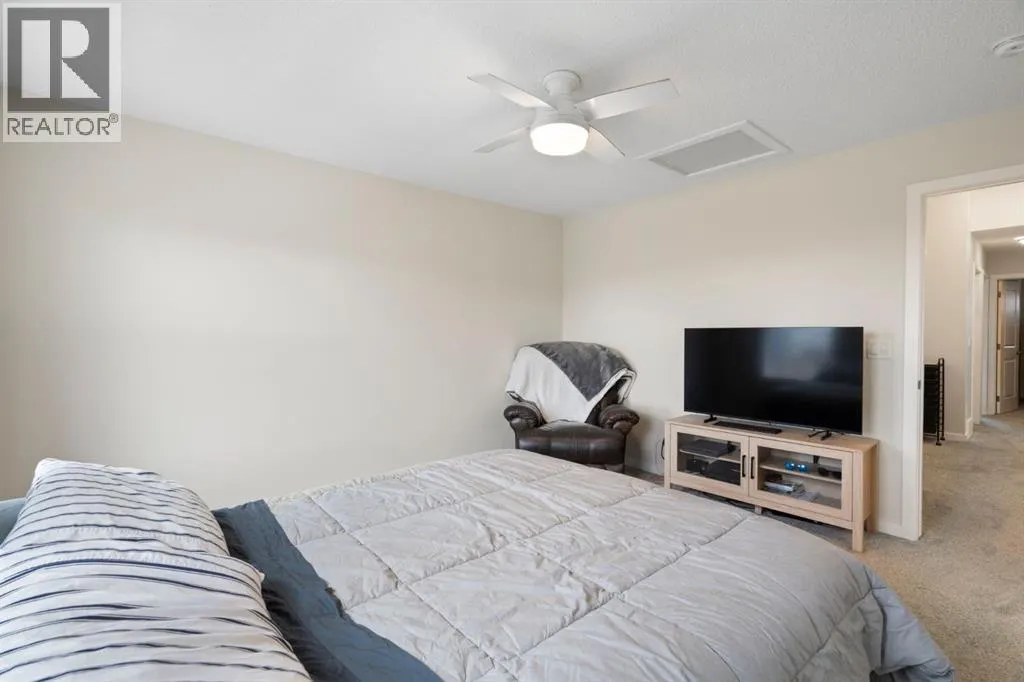 1022 Mahogany Boulevard SE