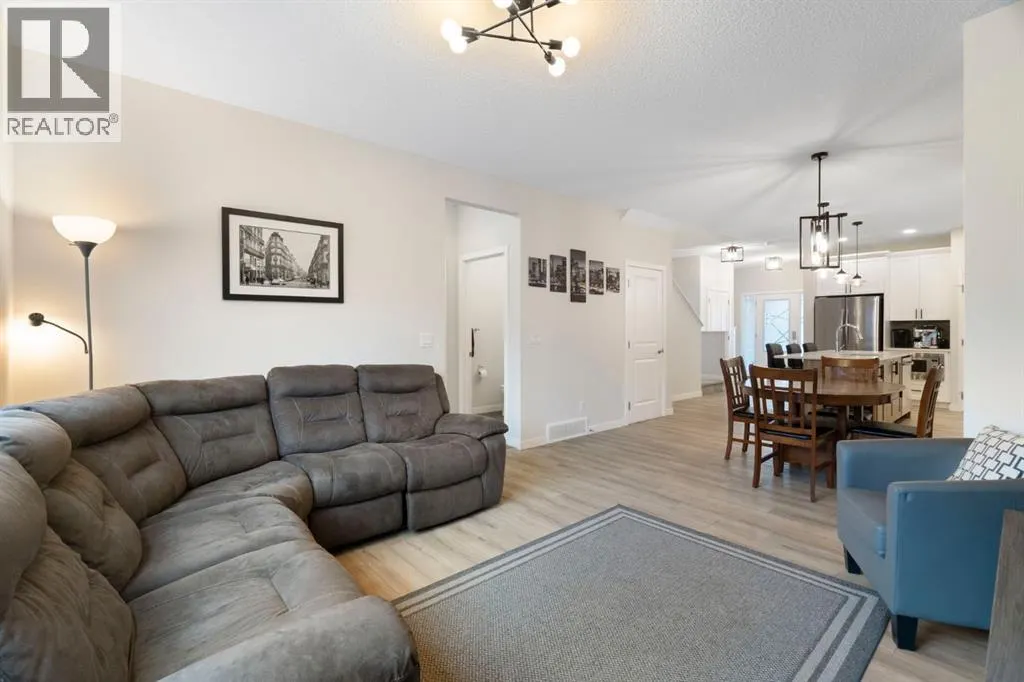 1022 Mahogany Boulevard SE