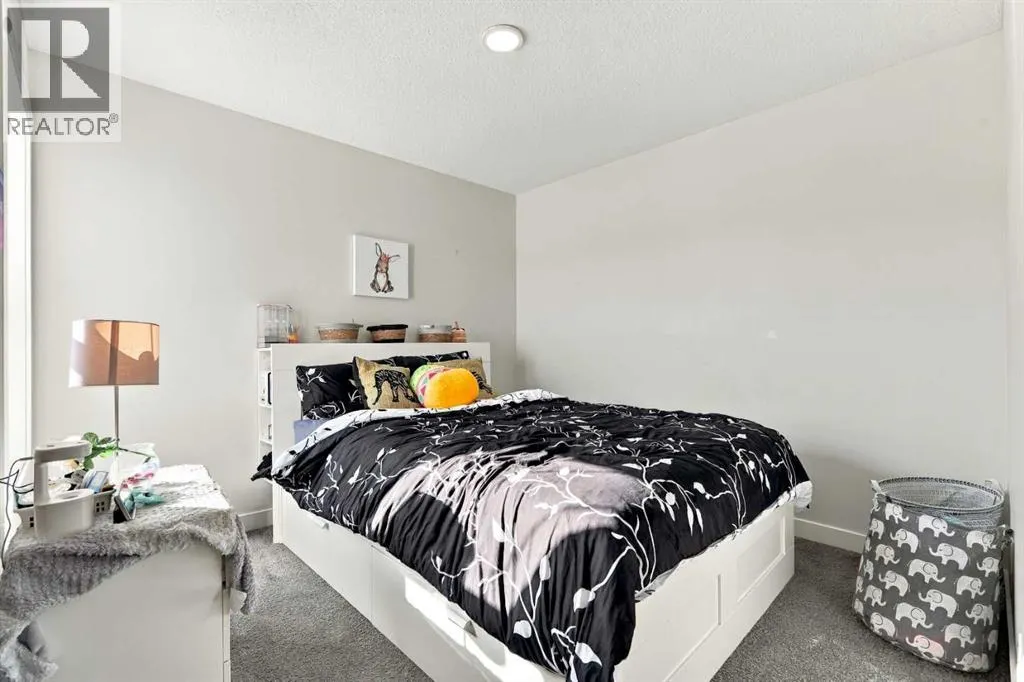 10 Belmont Garden SW
