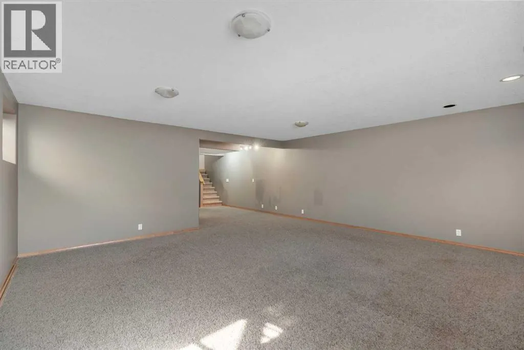 186 Cramond Close SE
