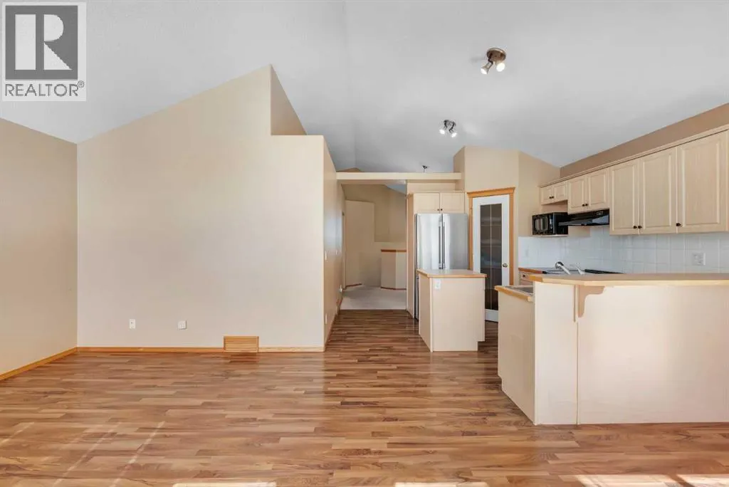 186 Cramond Close SE