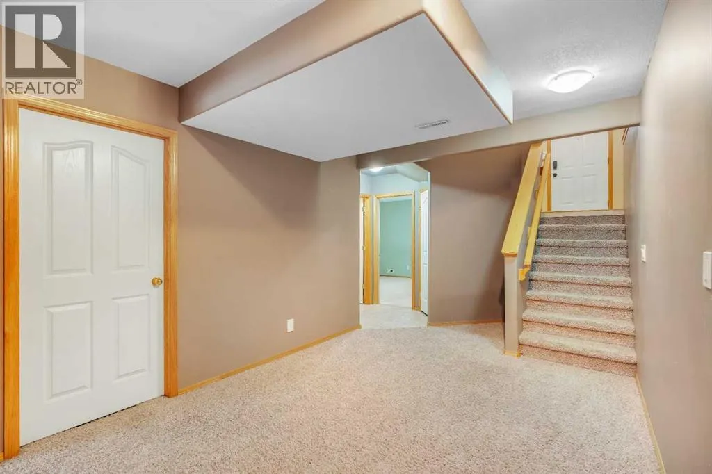 186 Cramond Close SE