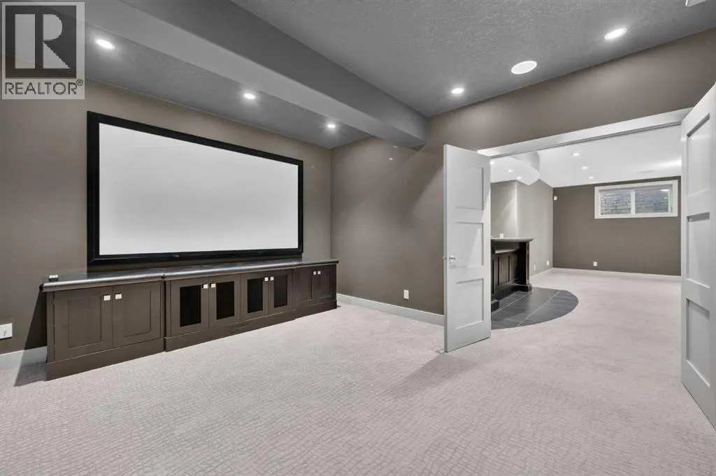4 Aspen Cliff Close SW