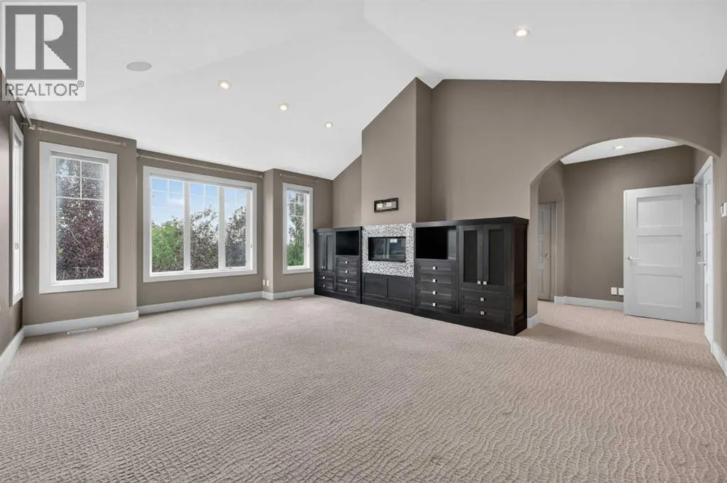 4 Aspen Cliff Close SW
