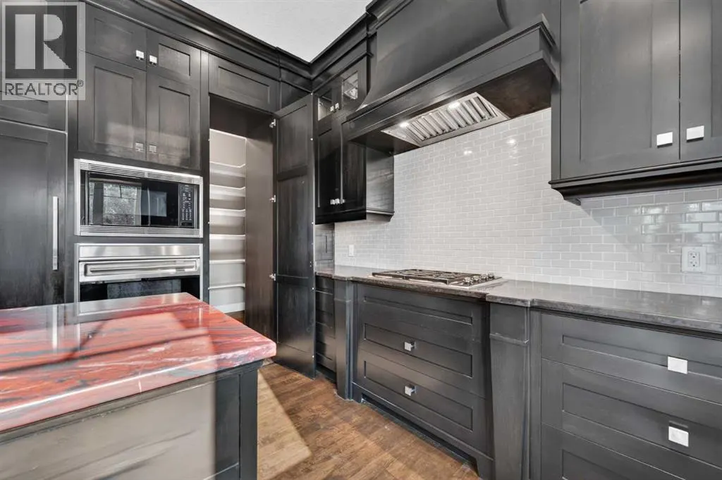 4 Aspen Cliff Close SW