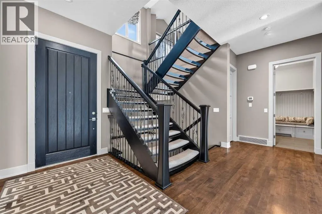 4 Aspen Cliff Close SW