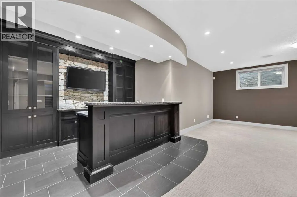 4 Aspen Cliff Close SW