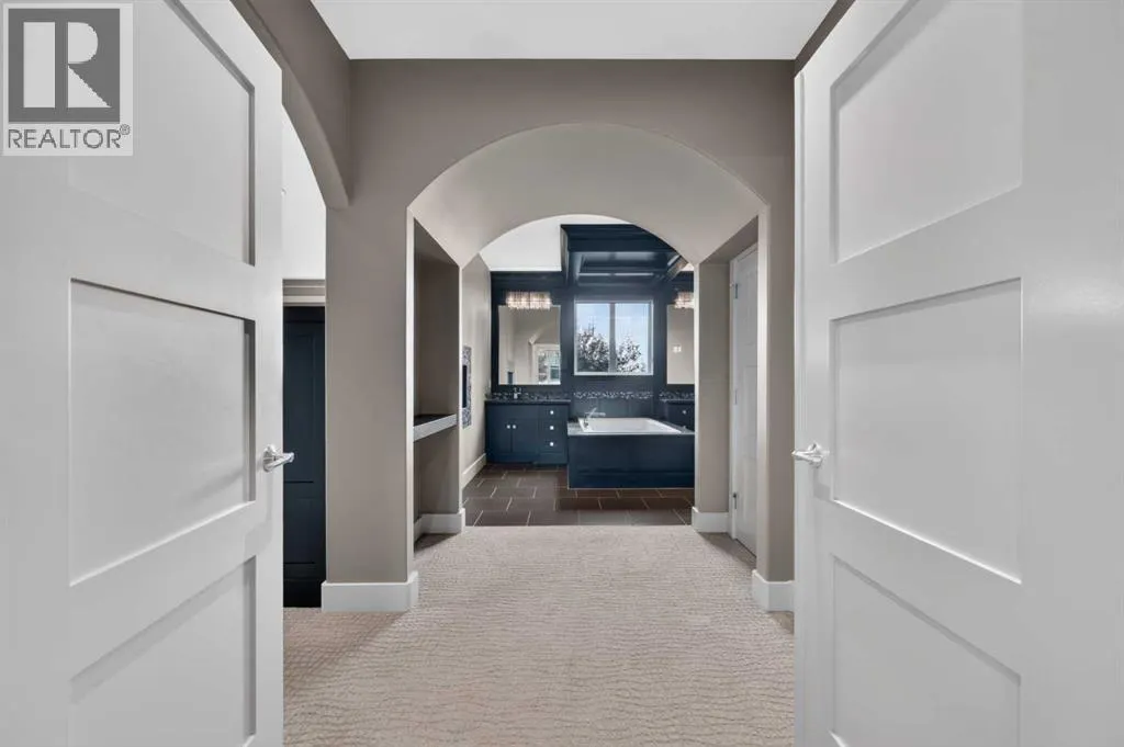 4 Aspen Cliff Close SW