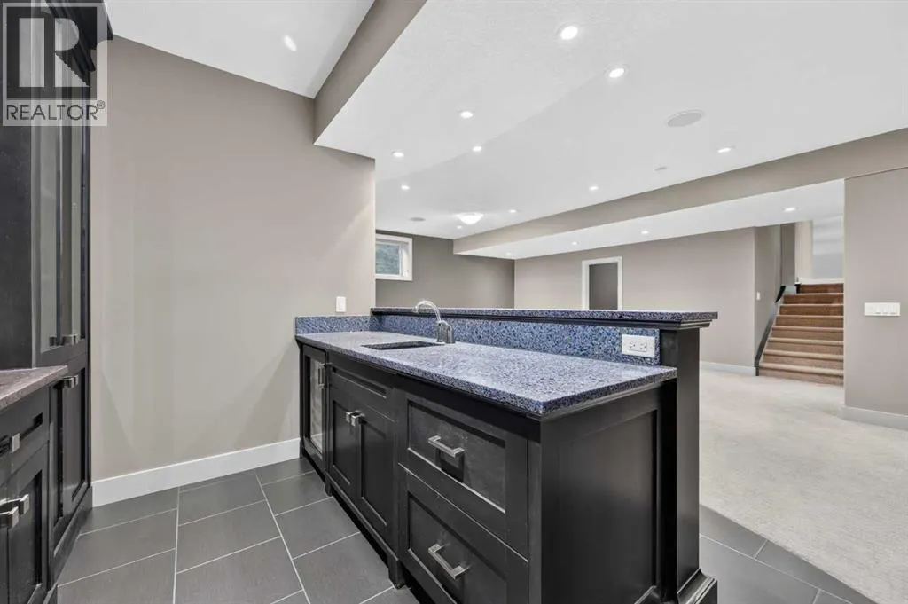 4 Aspen Cliff Close SW
