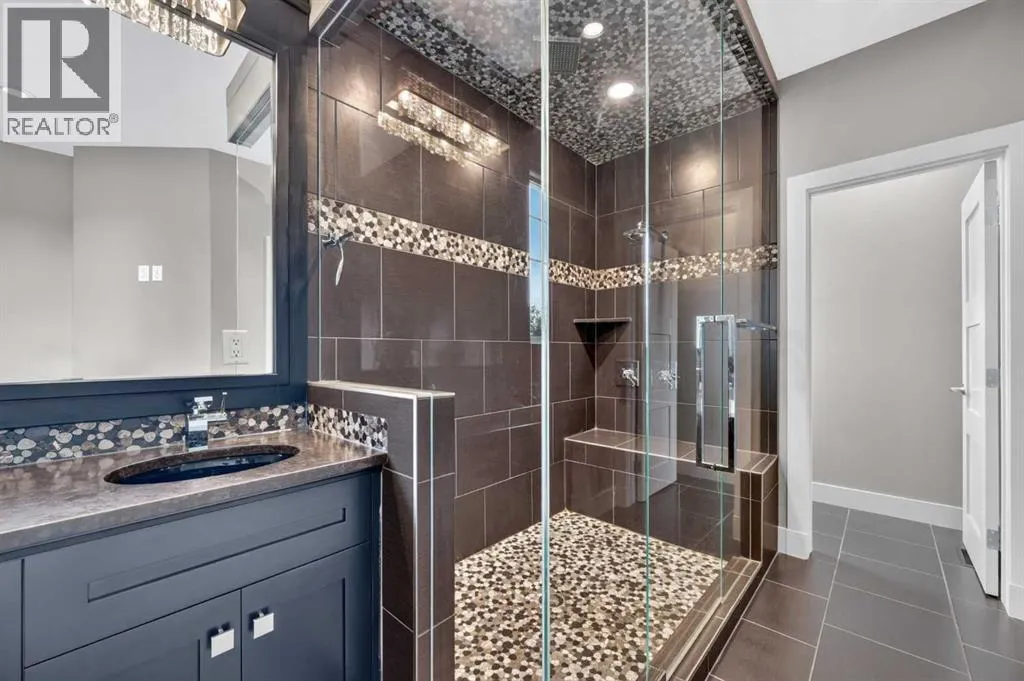 4 Aspen Cliff Close SW