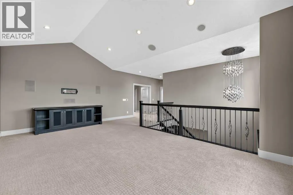 4 Aspen Cliff Close SW