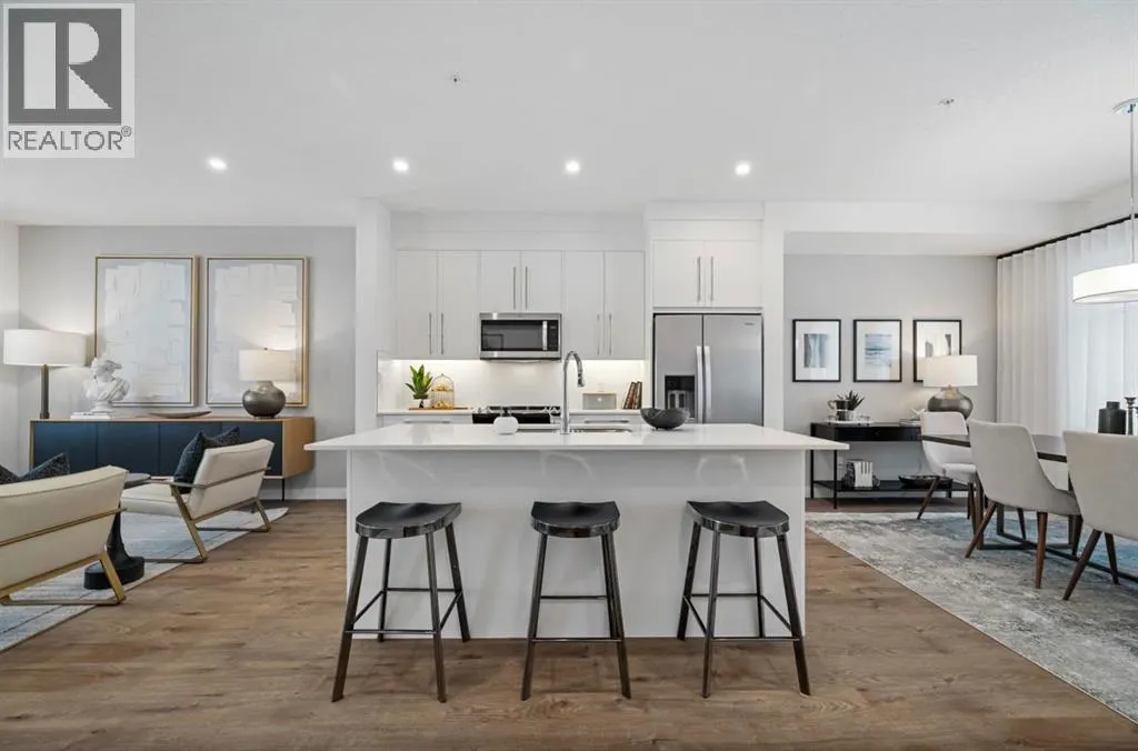 352, 141 Prince Court