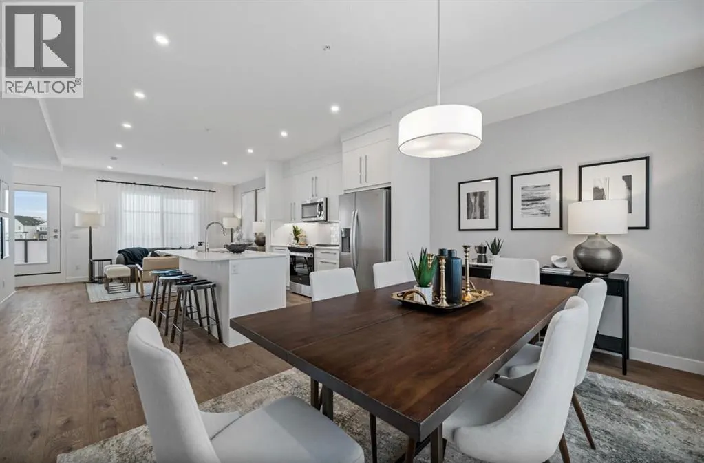 352, 141 Prince Court