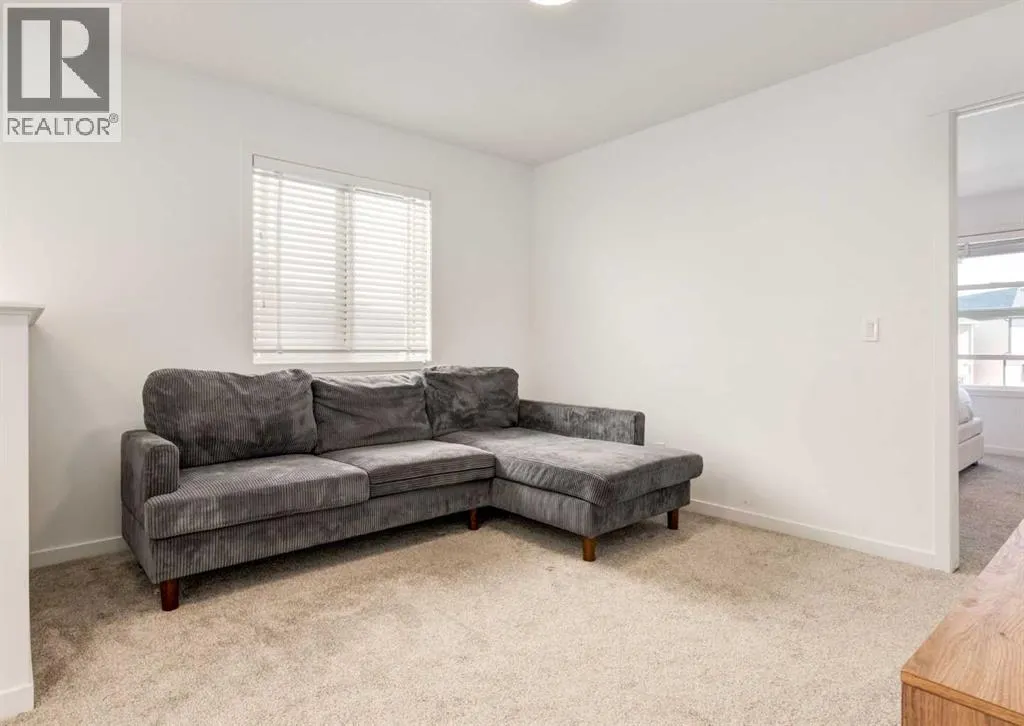 1041 Mahogany Boulevard SE