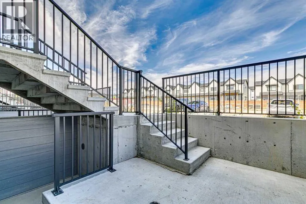 1112, 135 Mahogany Parade SE