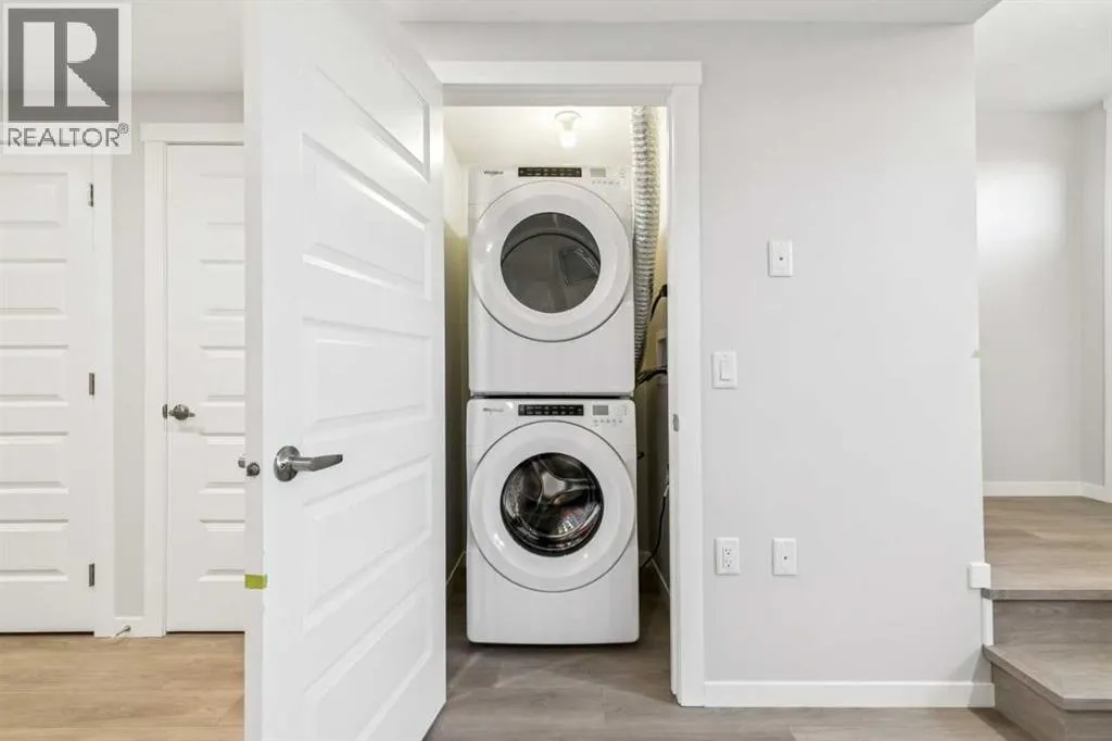 1112, 135 Mahogany Parade SE
