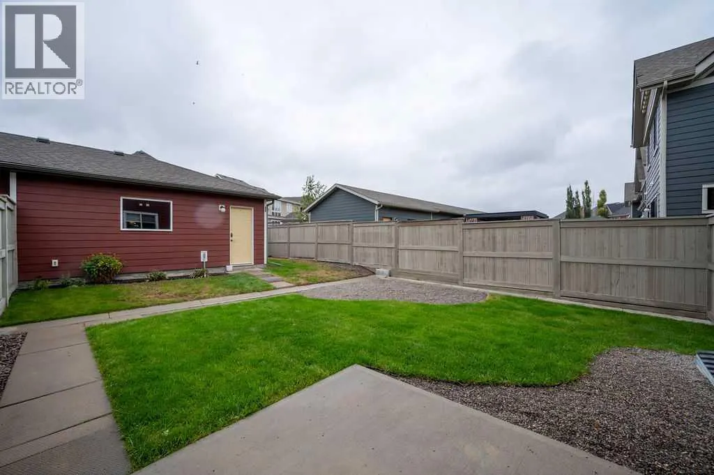 25 Marine Drive SE