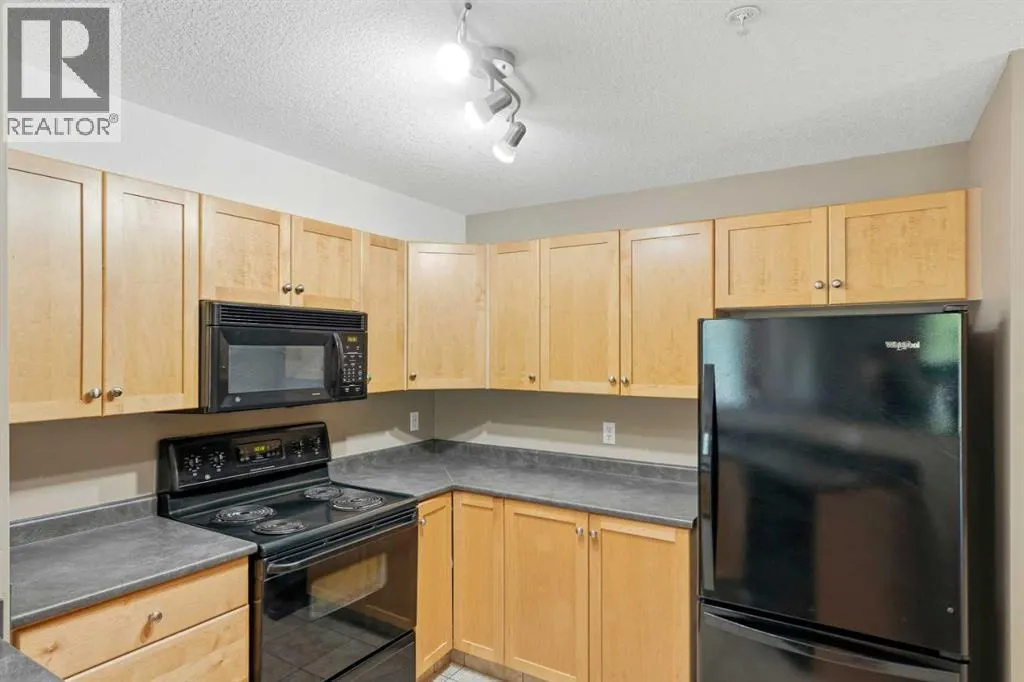 2208, 2518 Fish Creek Boulevard SW