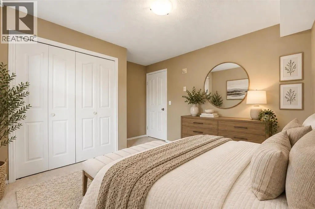 2208, 2518 Fish Creek Boulevard SW