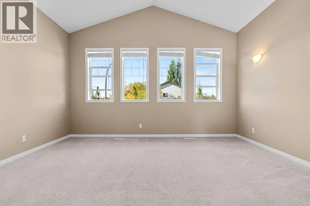 15 Cranfield Manor SE